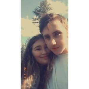 Meet your Posher, Aliya